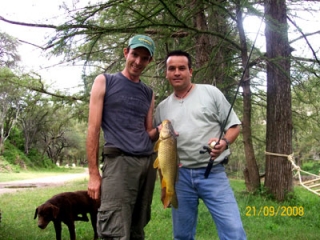 Pescando en el rio